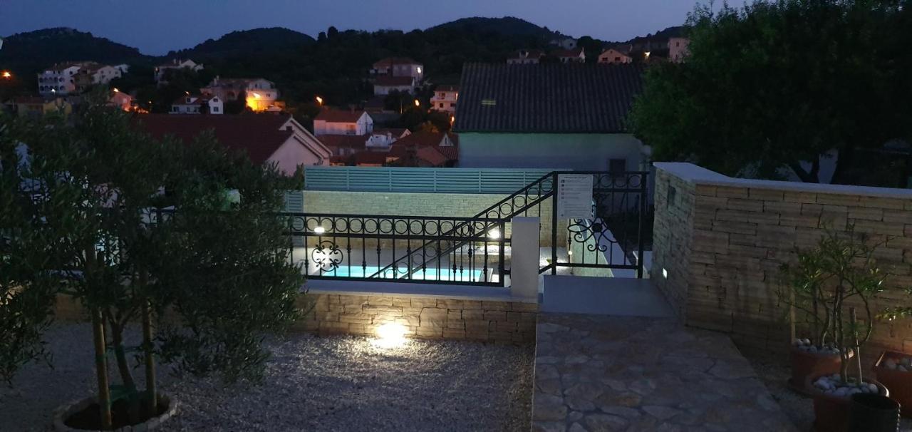 Apartment Azaleja Sali Exterior foto